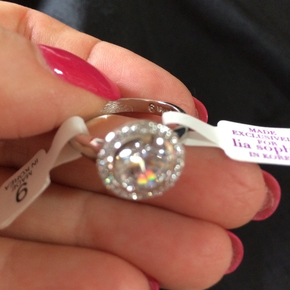 2/20 NWT Lia Sophia Showdown ring 9 - Picture 7 of 8